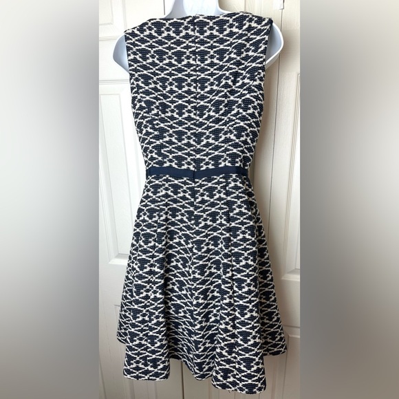 New MAIA Fit & Flare Dress Navy Blue White Black Geo Textured Pleated Pockets - Picture 7 of 11